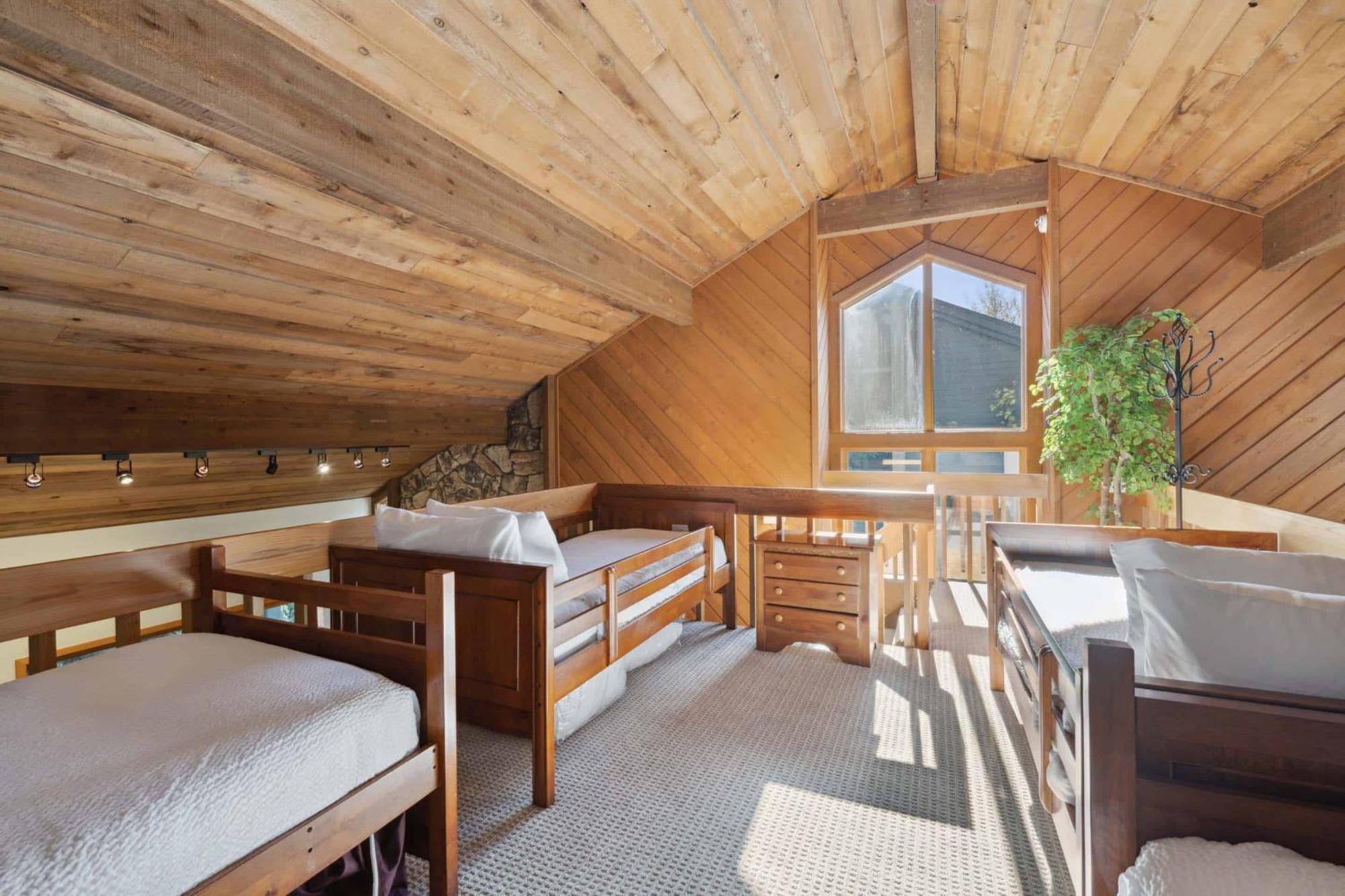 Ridgepoint Townhome 149 By East West Hospitality Beaver Creek Dış mekan fotoğraf